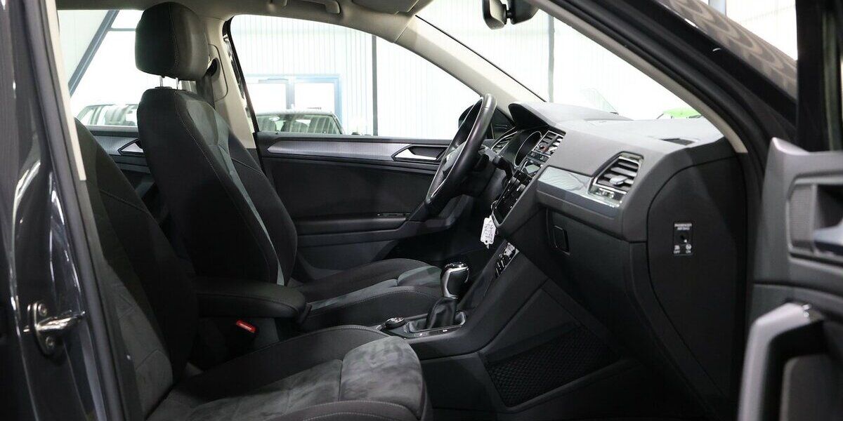 VW Tiguan 2.0 TDI DSG 4M IQ LIFE LED, HEAD-UP, NAVI 105.000 km 23.111 &euro; Hamm 59077