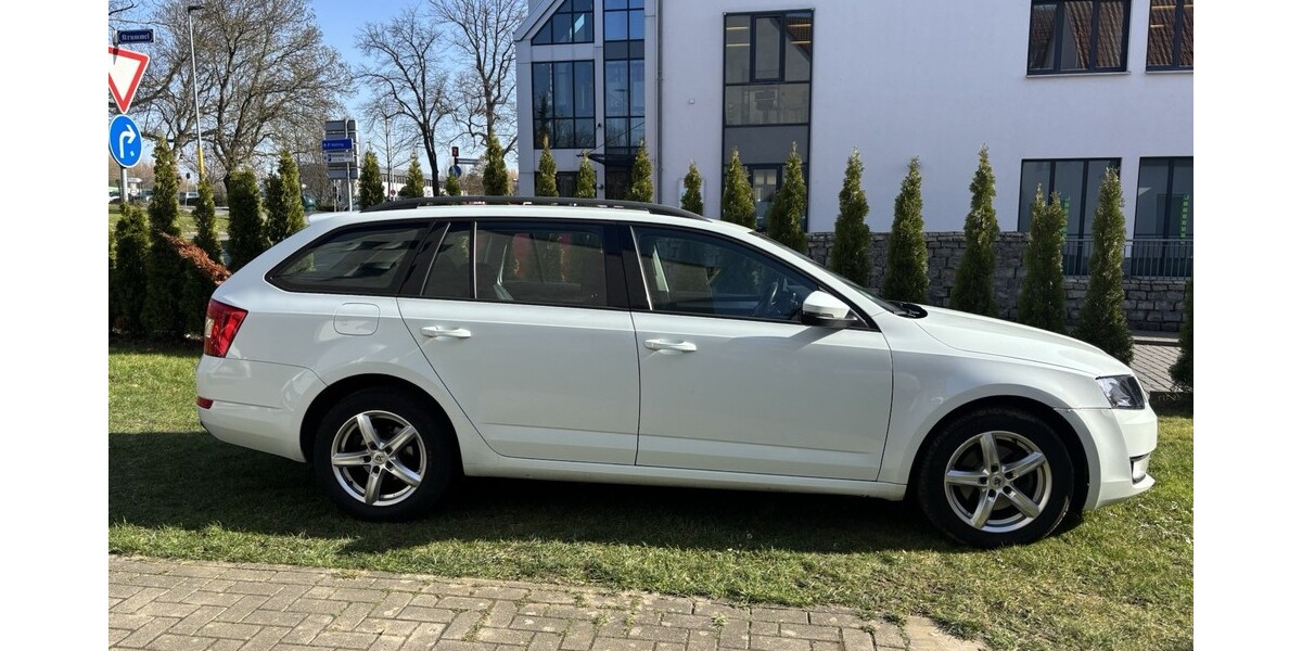 Skoda Octavia 306.000 km 5.999 &euro; Soest 59494