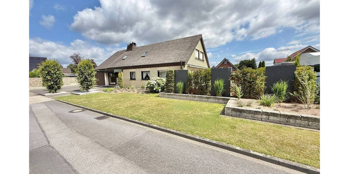 Mehrfamilienhaus, Wohnhaus Ennigerloh Ostenfelde - 6 Zimmer, 191 m&sup2;, 300.000&euro; | Angebot:25727516