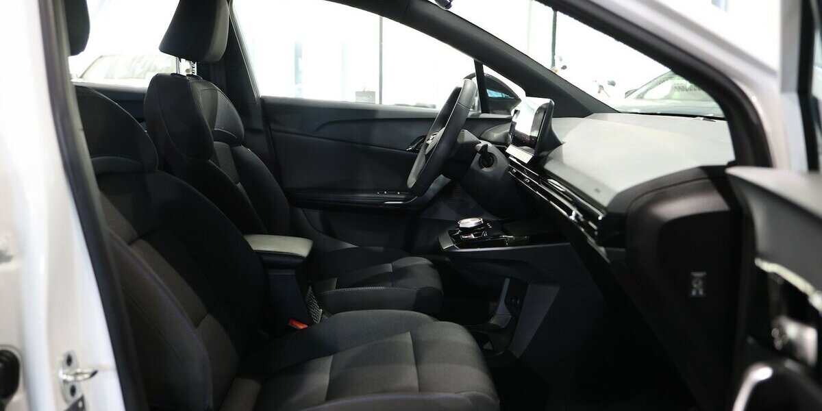 MG 4 ELECTRIC WHITE VIRTUAL, ACC+SPURHALTE, APPLE 50.000 km 17.555 &euro; Hamm 59077