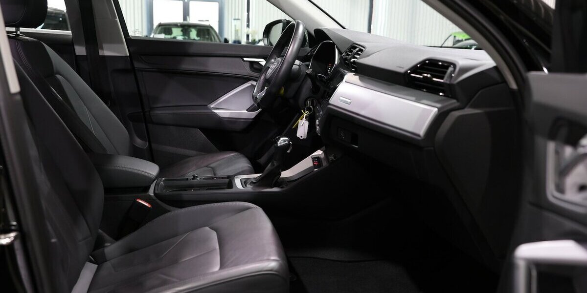 Audi Q3 40 TDI QUATTRO ADVANCED MATRIX-LED,VOLL-LEDER 86.000 km 29.999 &euro; Hamm 59077