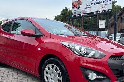 Hyundai i30 173.000 km 2.900 &euro; Hamm 59077