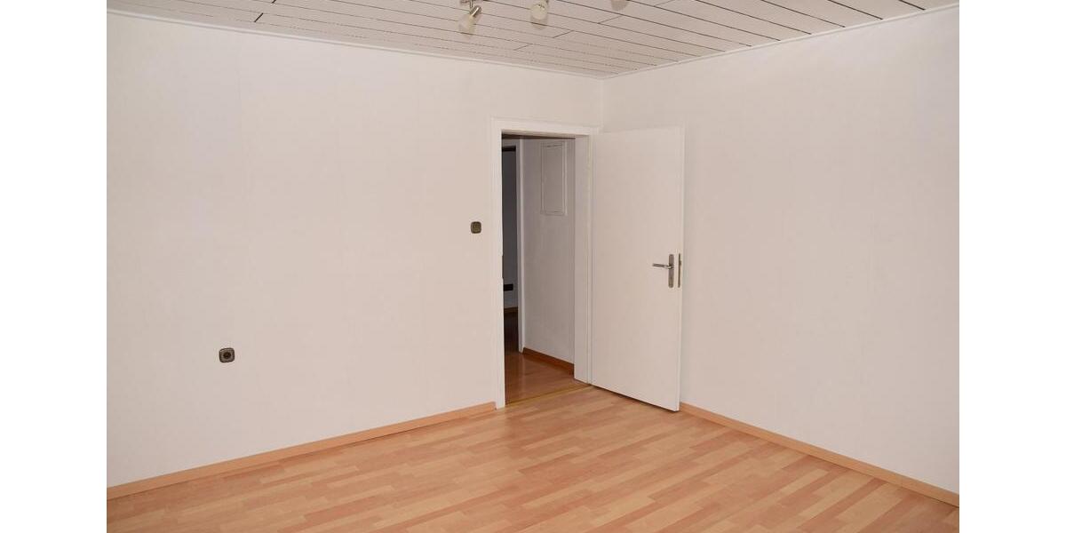 Etagenwohnung Hamm Herringen - 3 Zimmer, 77 m&sup2;, 600&euro; | Angebot:25343081