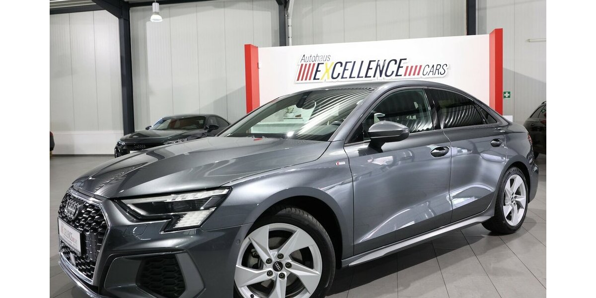 Audi A3 LIMOUSINE 30 TFSI S-LINE MATRIX, VOLL-LEDER 60.000 km 25.333 &euro; Hamm 59077