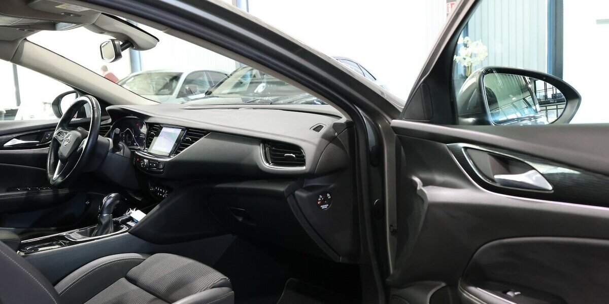 Opel Insignia ST 1.6 D BUSINESS INNOVATION / LED / 79.000 km 14.777 &euro; Hamm 59077