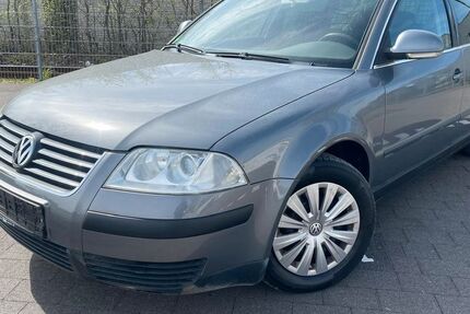 VW Passat Variant 147.230 km 2.500 &euro; Herzebrock .- Clarholz 33442