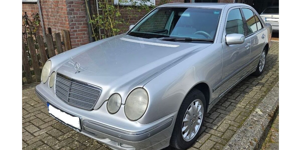 Mercedes-Benz E 200 153.631 km 3.990 &euro; Telgte 48291