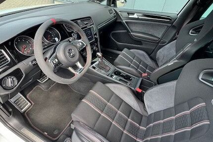 VW Golf 127.000 km 19.500 &euro; Kamen 59174