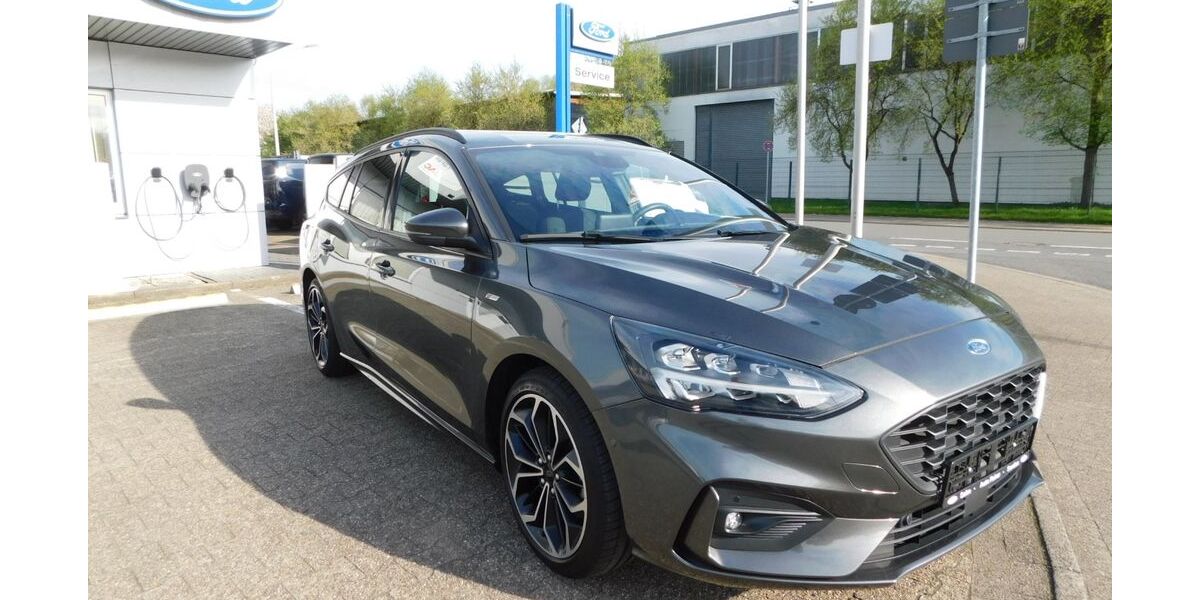 Ford Focus 44.500 km 15.690 &euro; Selm 59379