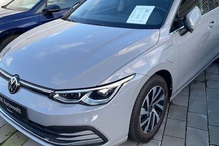 VW Golf 12.089 km 30.298 &euro; Soest 59494