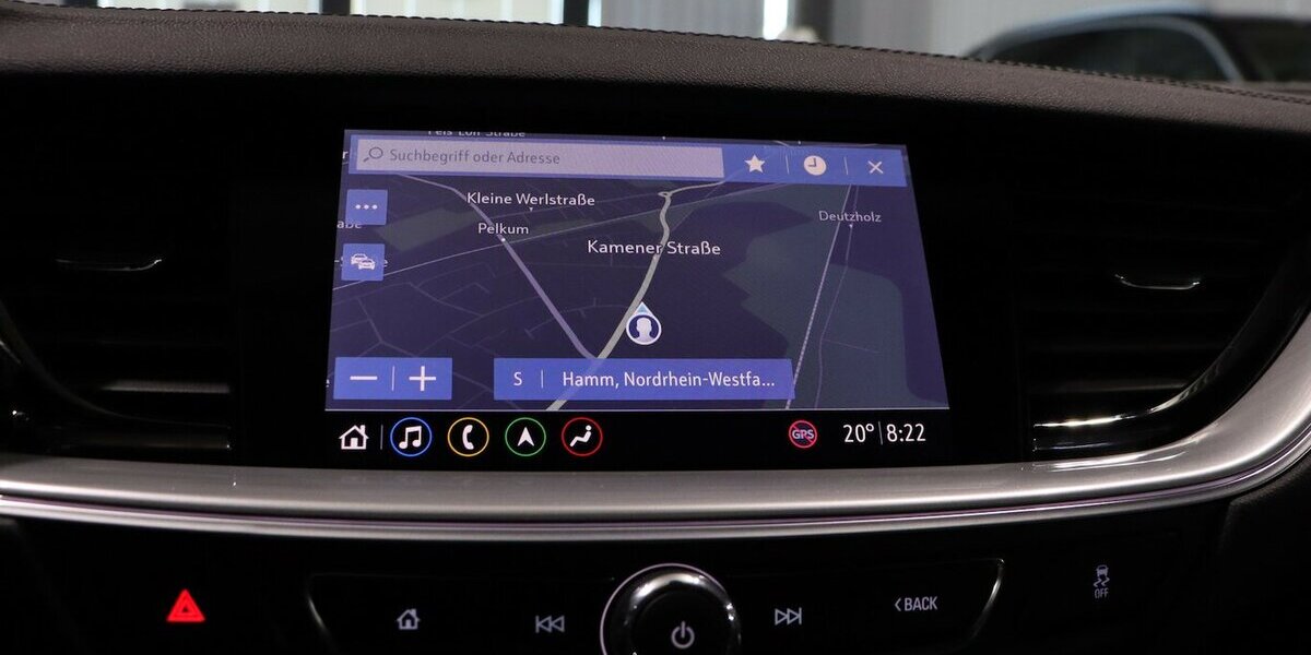 Opel Insignia 2.0 ST 4x4 OPC-LINE GSI WHITE / VC+HUD 140.000 km 18.991 &euro; Hamm 59077