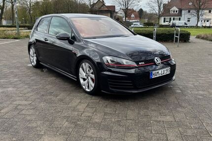 VW Golf 157.000 km 15.600 &euro; Hamm 59065
