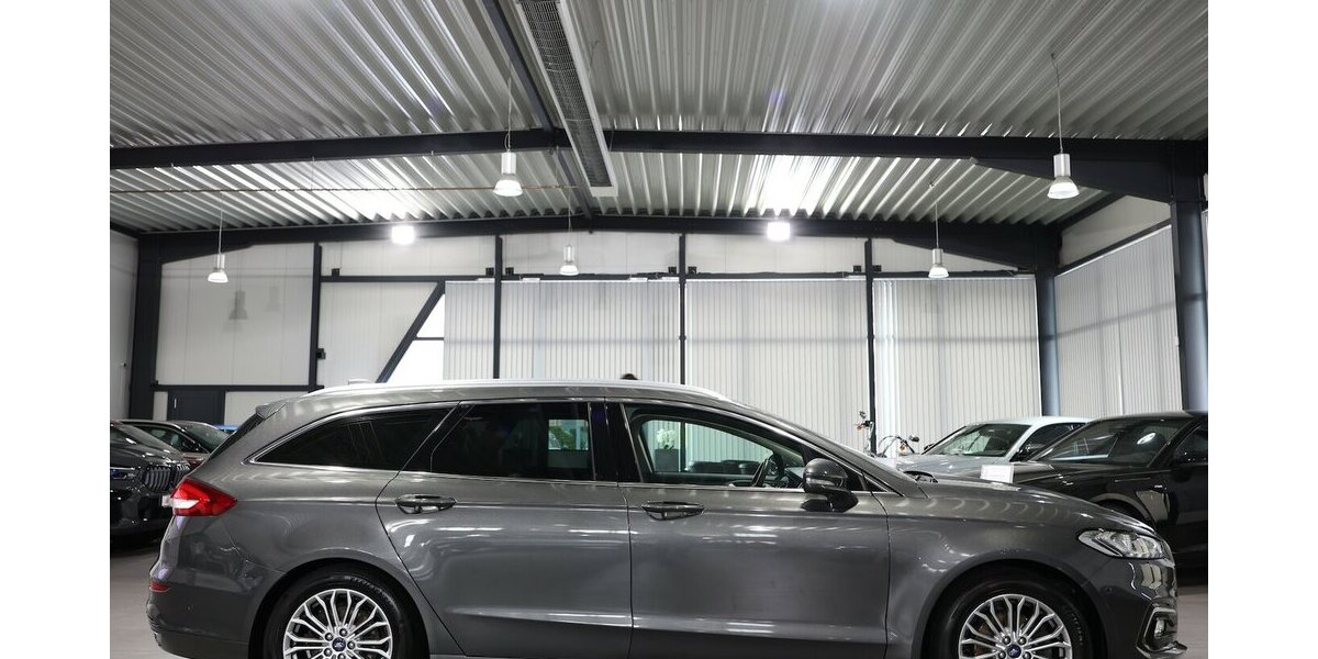Ford Mondeo Tunier 2.0 EB TITANIUM / VOLL-LEDER, LED 115.000 km 17.555 &euro; Hamm 59077