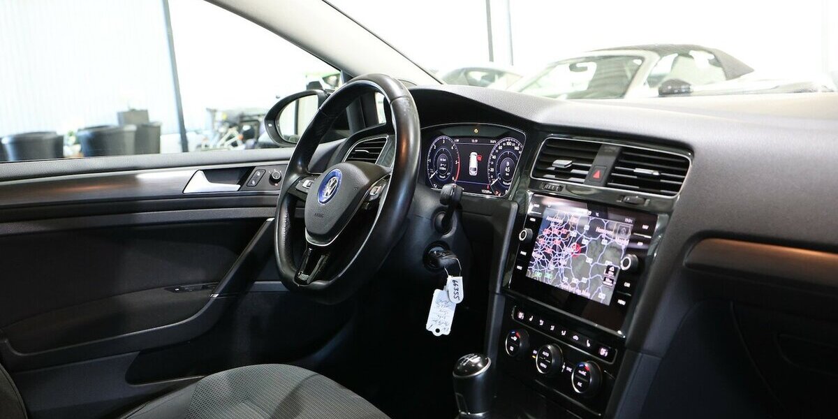 VW Golf Variant VII 1.6 TDI Comfortline DYNAUDIO 1H 152.000 km 13.444 &euro; Hamm 59077