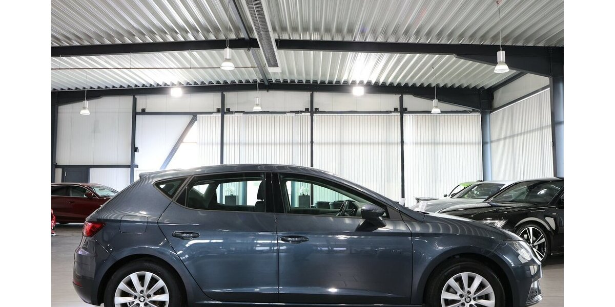 Seat Leon 1.6 TDI STYLE / NAVI-PLUS+APPLE+ANDROID 111.000 km 13.331 &euro; Hamm 59077