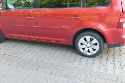 VW Touran 367.000 km 3.100 &euro; Münster 48161