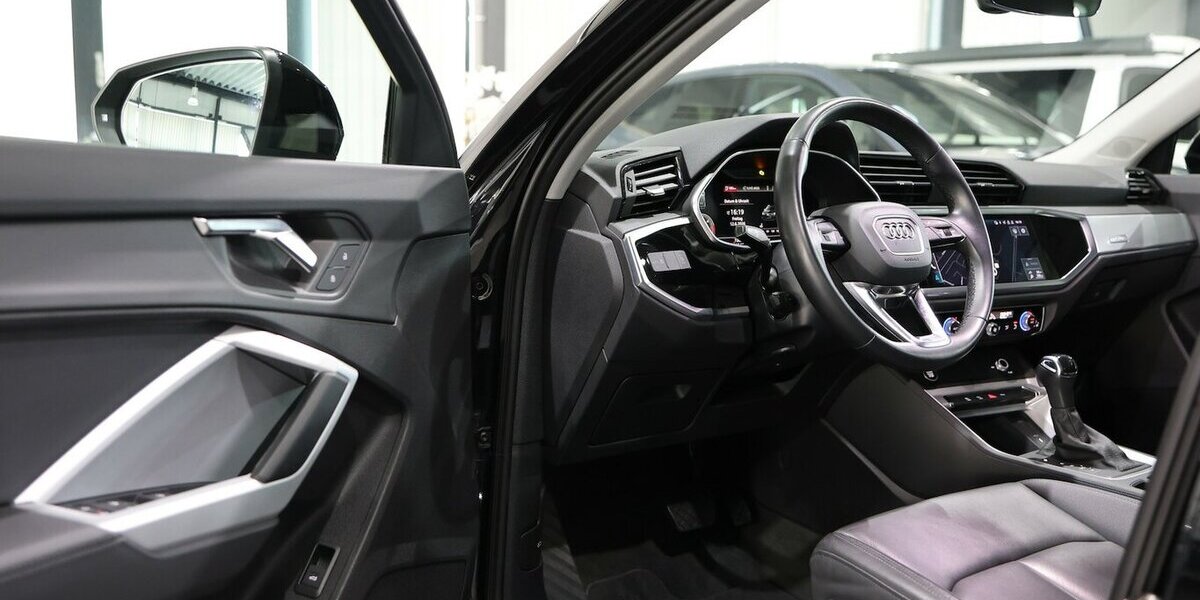 Audi Q3 35 TDI QUATTRO ADVANCED / LED, LEDER, VC 72.000 km 27.993 &euro; Hamm 59077