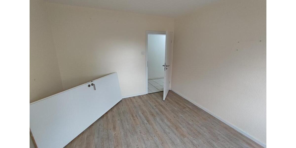 Erdgeschoßwohnung Beckum - 2 Zimmer, 63 m&sup2;, 550&euro; | Angebot:25719974
