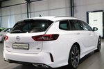 Opel Insignia 2.0 ST 4x4 OPC-LINE GSI WHITE / VC+HUD 140.000 km 18.991 &euro; Hamm 59077