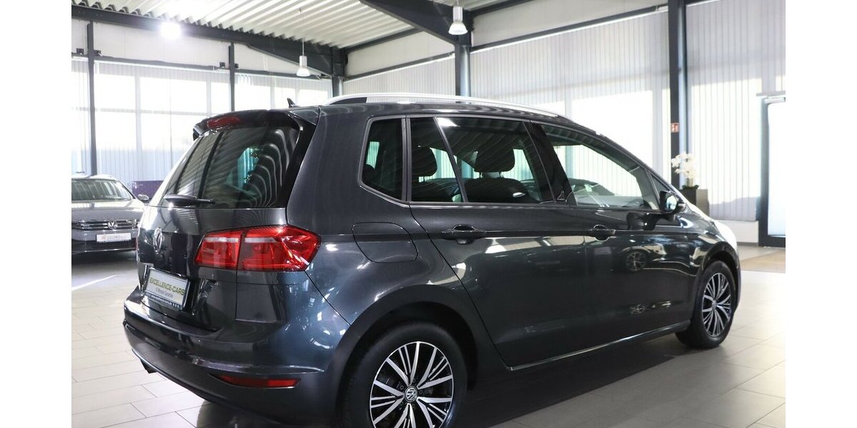VW Golf Sportsvan 1.4 TSI ALLSTAR / XENON, NAVI-DM 119.000 km 12.111 &euro; Hamm 59077