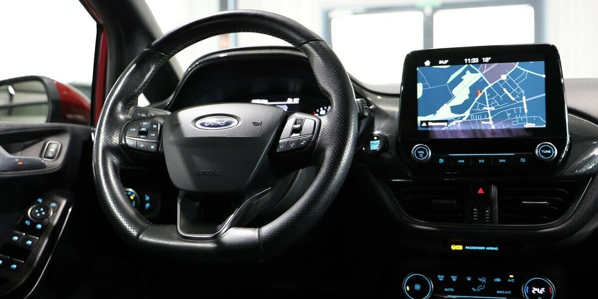 Ford Fiesta 1.0 EB ST-LINE SPORT / LED / NAVI+APPLE 89.000 km 11.777 &euro; Hamm 59077
