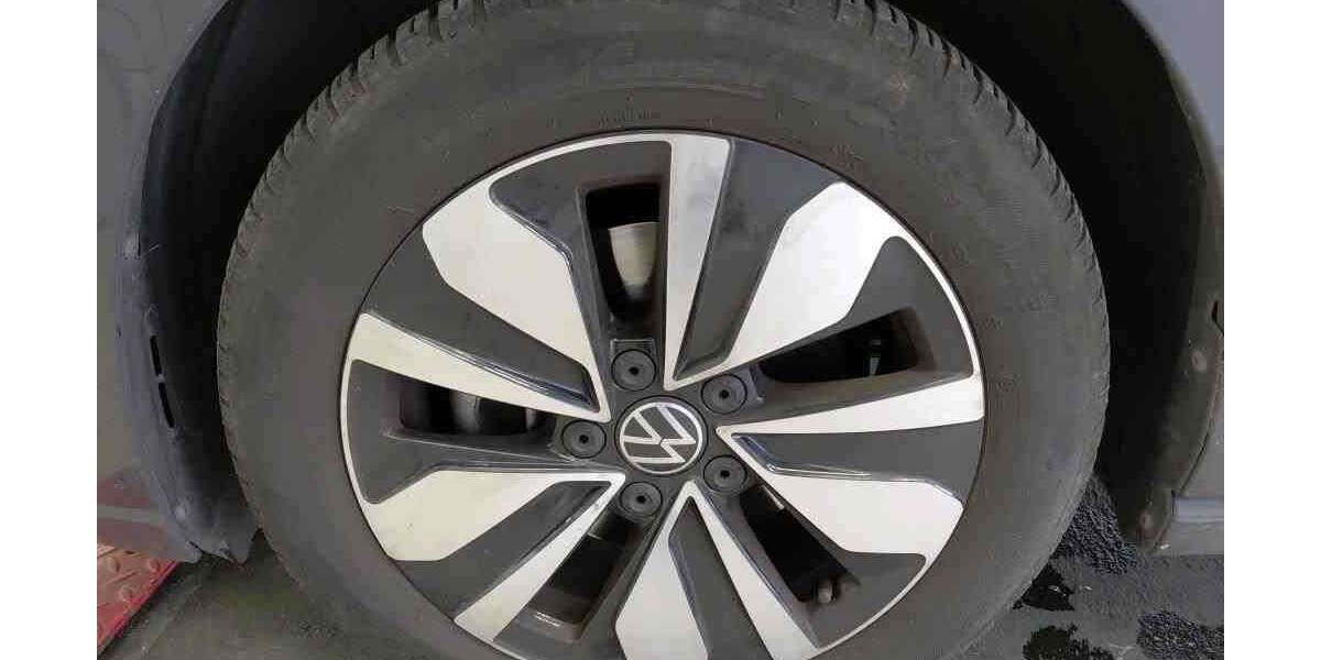 VW Golf MOVE 1.0 eTSI DSG APP KAMERA ACC ALU APS LED 30.607 km 21.788 &euro; Bergkamen 59192