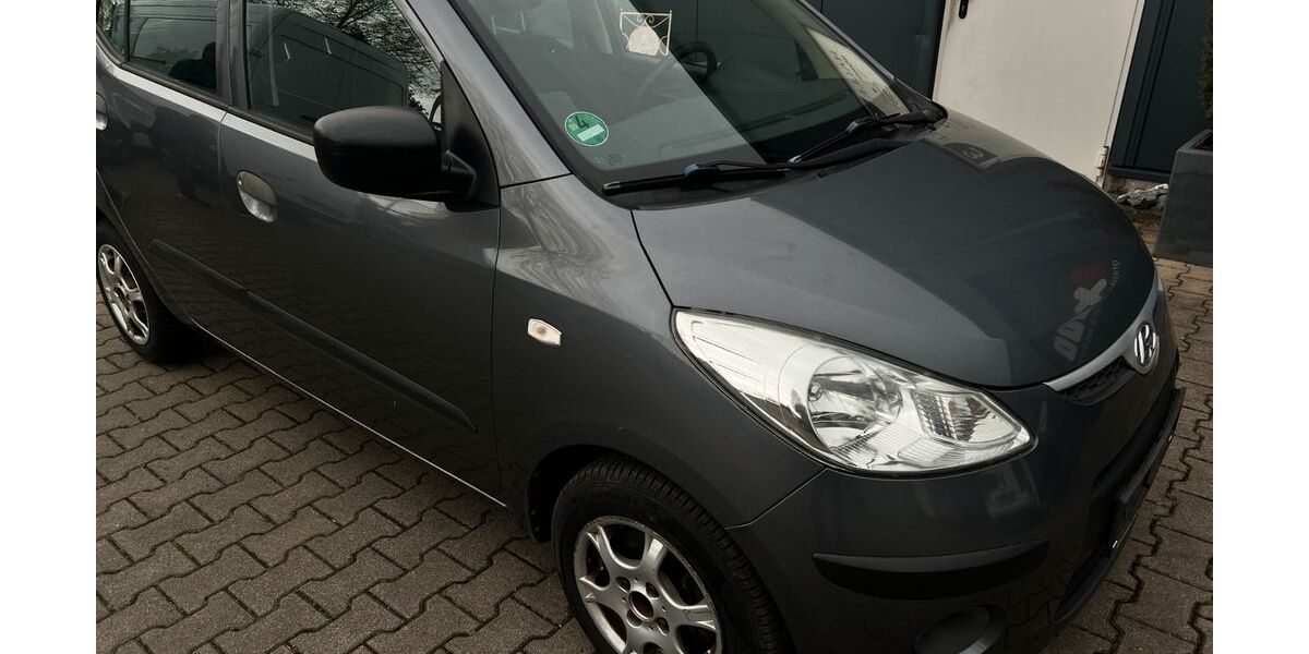 Hyundai i10 118.000 km 2.800 &euro; Hamm 59077