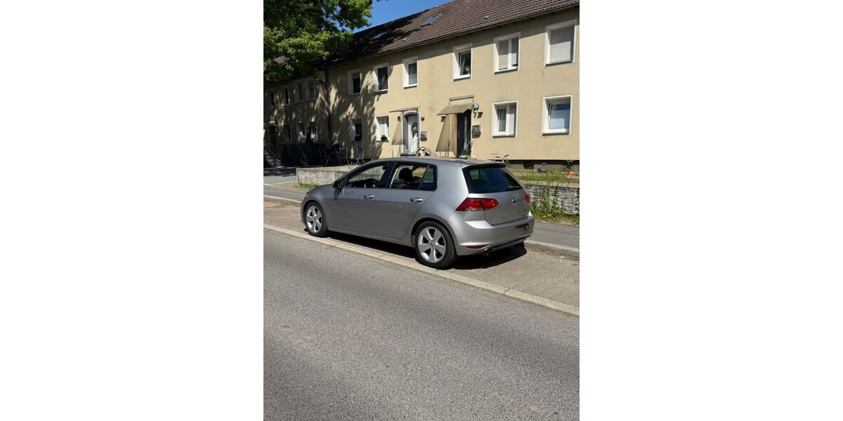 VW Golf 233.000 km 8.499 &euro; Bönen 59199