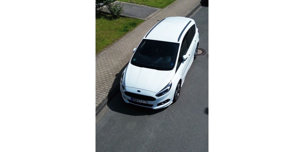 Ford S-Max 109.800 km 19.990 &euro; Ahlen 59227