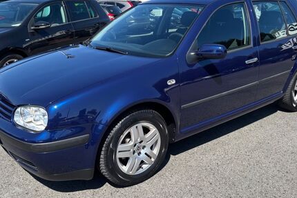 VW Golf 124.710 km 2.999 &euro; Hamm Westfalen 59065