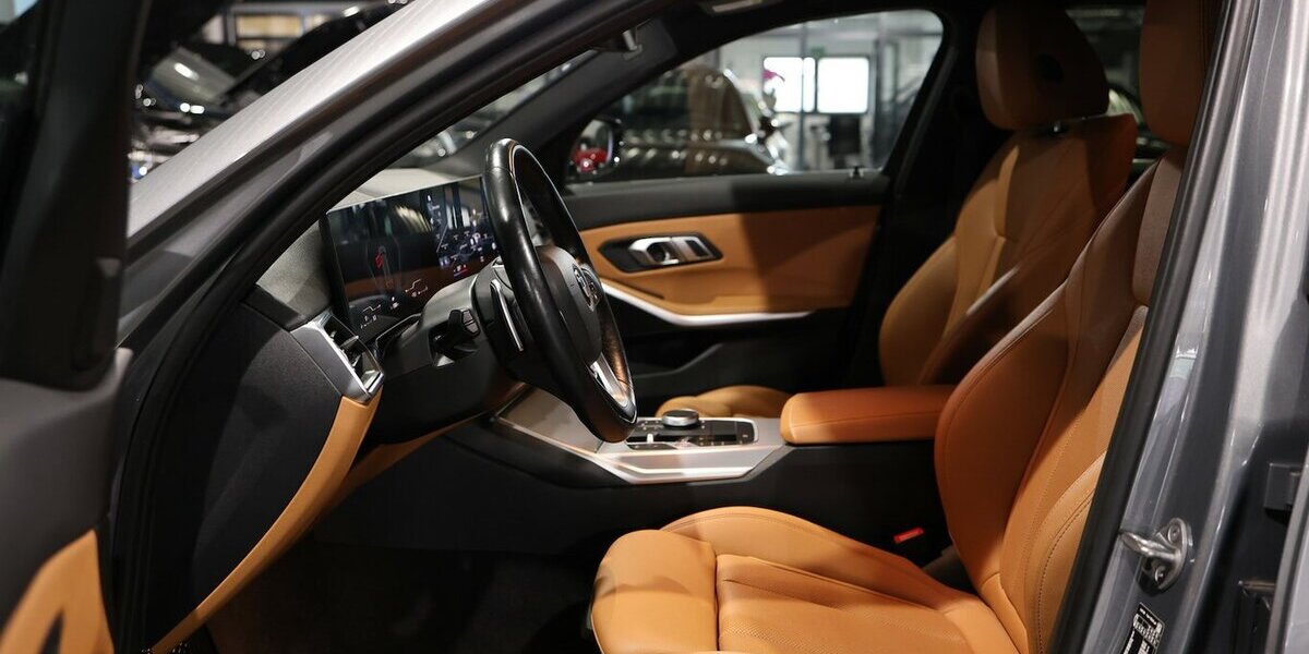 BMW 318d A Touring BUSINESS FACE-LIFT GREY & BROWN 109.000 km 25.993 &euro; Hamm 59077