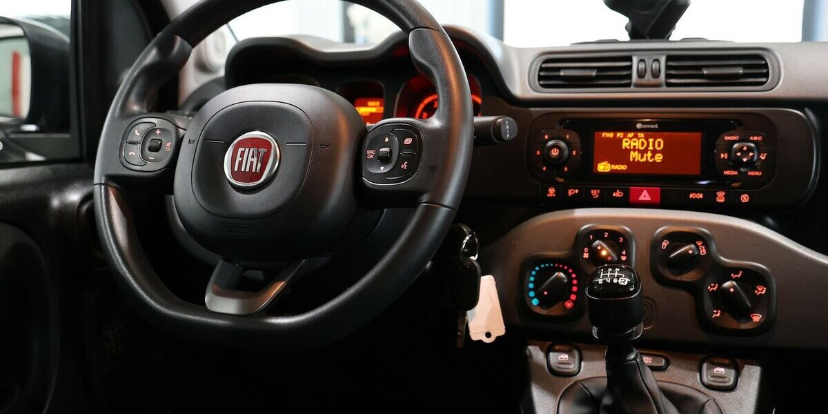 Fiat Panda 1.0 Mild-Hybrid CITY LIFE WHITE / SHZ, PDC 32.000 km 10.991 &euro; Hamm 59077