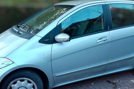 Mercedes-Benz A 150 228.735 km 1.700 &euro; Münster 48159