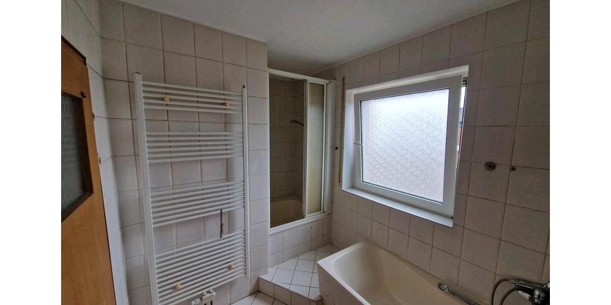 Reihenhaus Beckum - 4 Zimmer, 88 m&sup2;, 190.000&euro; | Angebot:25647814