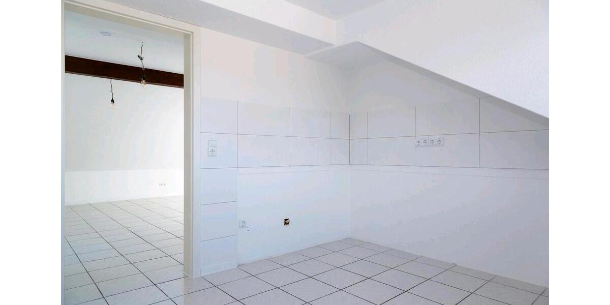 Dachgeschoßwohnung Bönen - 2 Zimmer, 76 m&sup2;, 600&euro; | Angebot:25961224