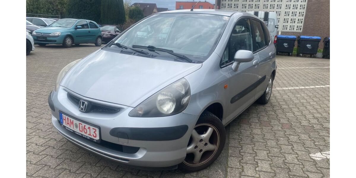 Honda Jazz 276.000 km 1.350 &euro; Hamm 59077