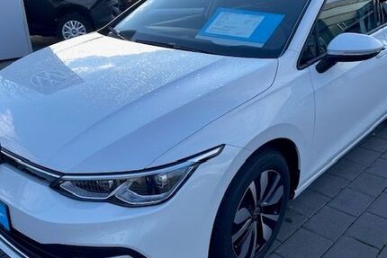 VW Golf 1.950 km 28.498 &euro; Soest 59494