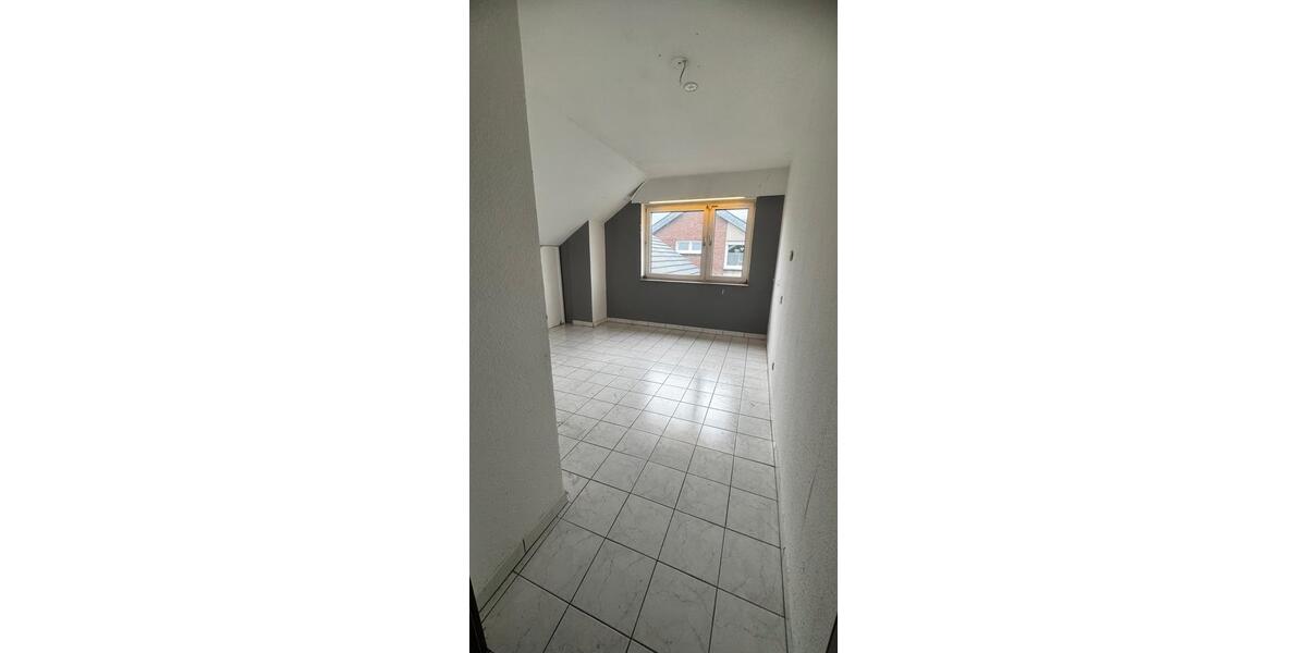 Einfamilienhaus Ascheberg - 8 Zimmer, 175 m&sup2;, 350.000&euro; | Angebot:24639805