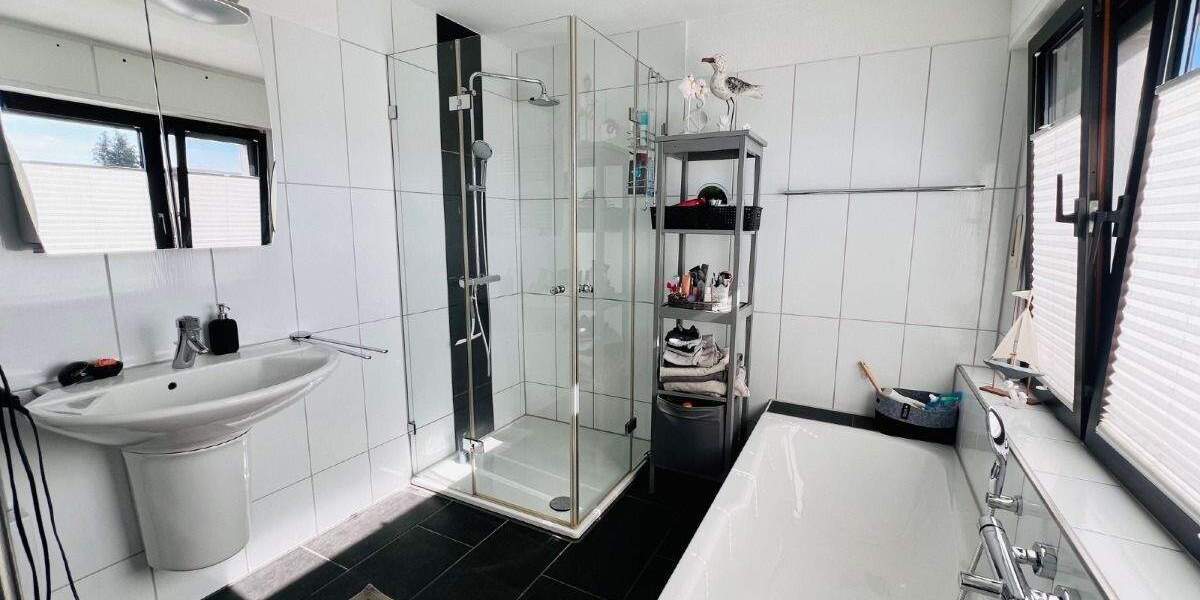 Reihenmittelhaus Werl Niederbergstraße - 3 Zimmer, 80 m&sup2;, 149.000&euro; | Angebot:25729341