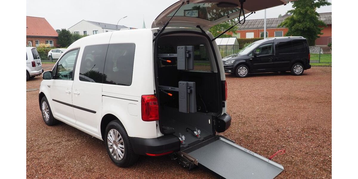 VW Caddy 41.893 km 28.890 &euro; Südkirchen 59394