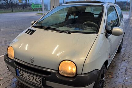 Renault Twingo 243.000 km 900 &euro; Ahlen 59229