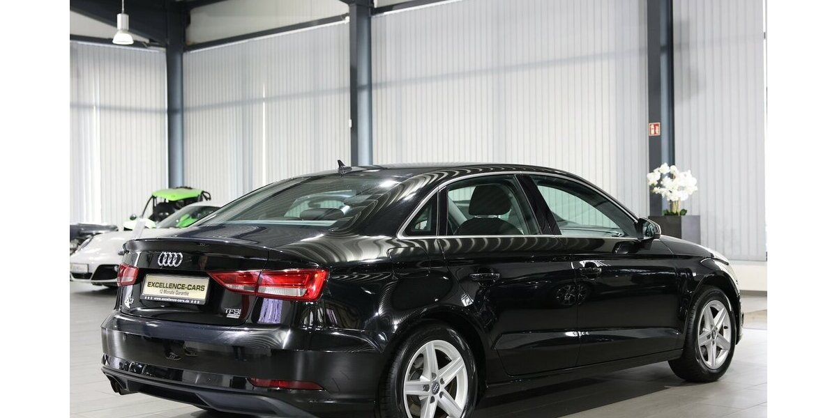Audi A3 LIMOUSINE 1.4 TFSI BUSINESS / VIRTUAL-COCKPIT 119.000 km 15.993 &euro; Hamm 59077
