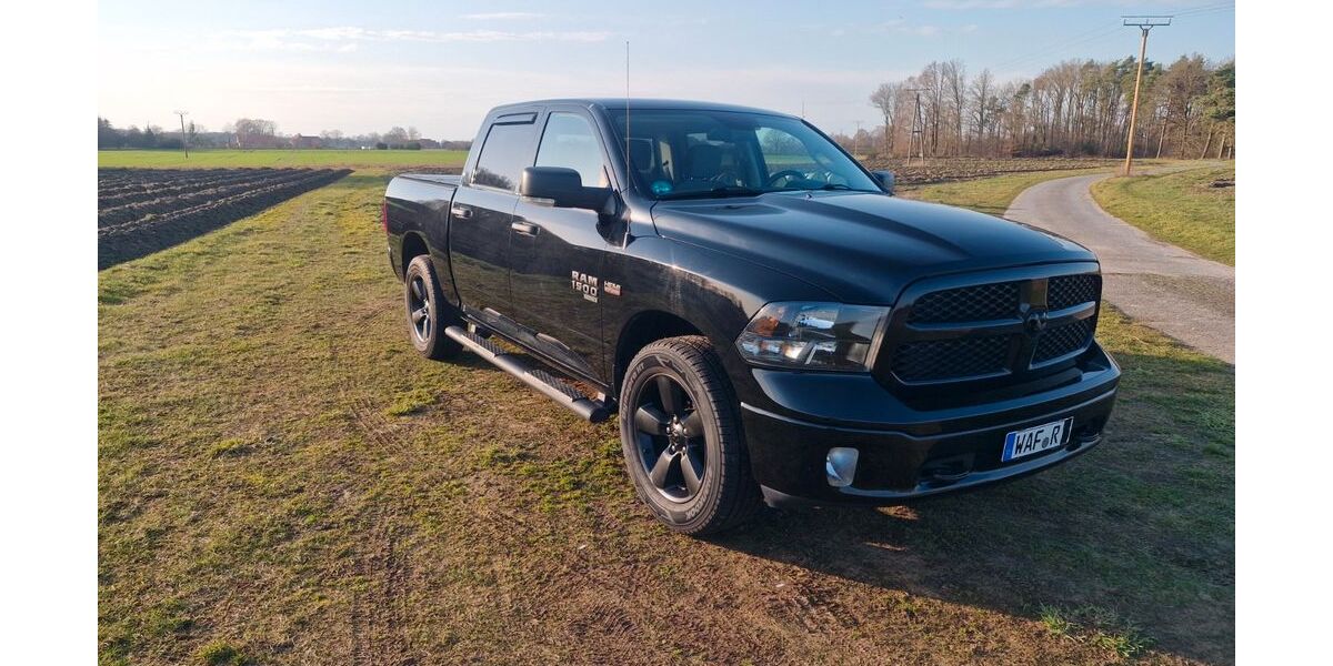 Dodge RAM 45.000 km 44.500 &euro; Sassenberg 48336