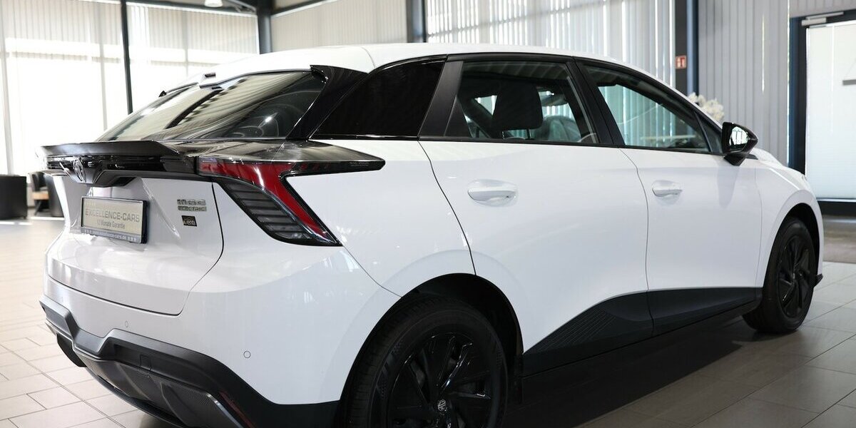 MG 4 ELECTRIC WHITE VIRTUAL, ACC+SPURHALTE, APPLE 50.000 km 17.555 &euro; Hamm 59077