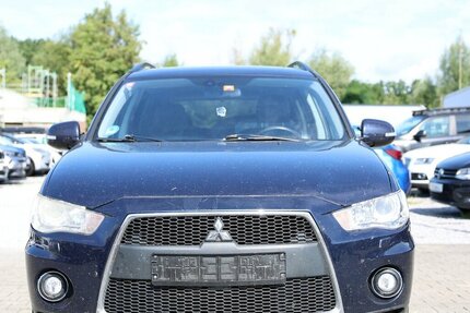 Mitsubishi Outlander 2.2 DI-D INSTYLE 4WD / 7-SITZER, XENON 360.000 km 2.102 &euro; Hamm 59077