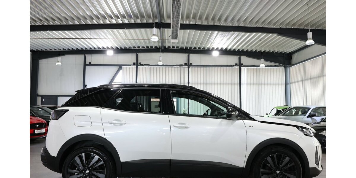 Peugeot 3008 BLUE-HDI GT-SPORT / WHITE & BLACK / SCHÖN 56.000 km 22.991 &euro; Hamm 59077
