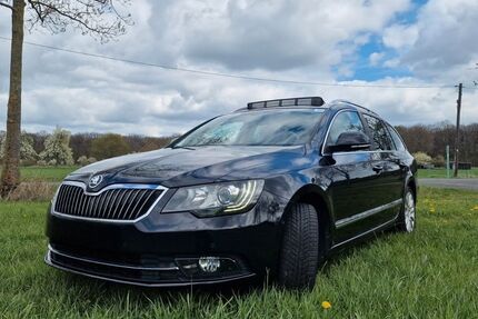 Skoda Superb 194.000 km 10.999 &euro; Hamm 59071