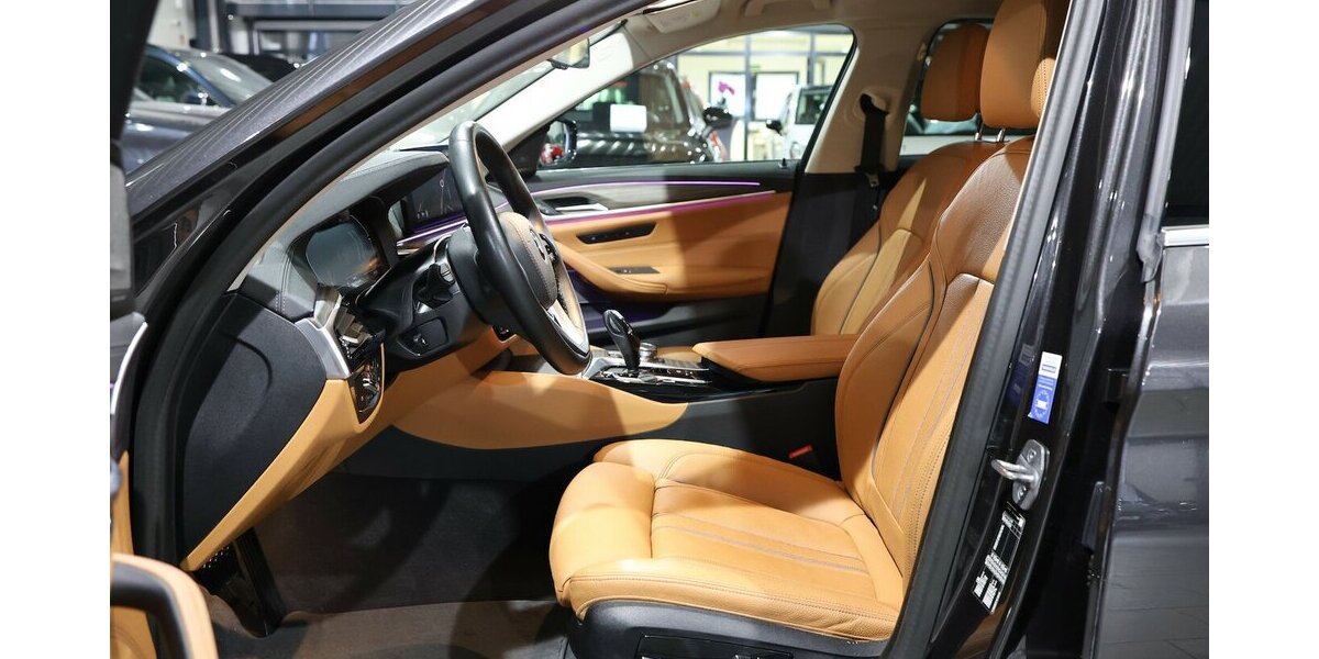 BMW 530i Touring INNOVATION LUXURY-LINE BUSINESS 45.000 km 38.777 &euro; Hamm 59077