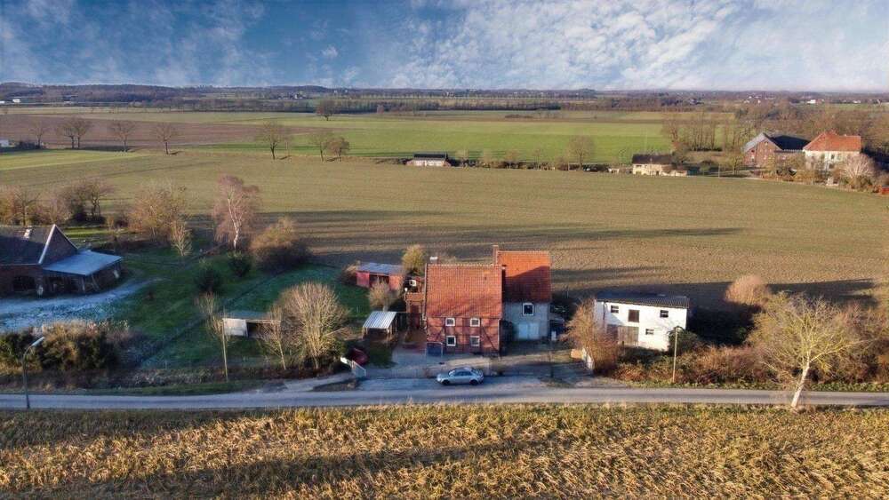 Einfamilienhaus Bad Sassendorf - 9 Zimmer, 180 m&sup2;, 189.000&euro; | Angebot:25961173