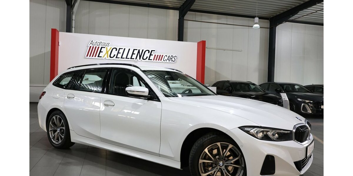 BMW 318d Touring SPORT SHADOW CURVED+NAV+KAMERA,LED 105.000 km 23.883 &euro; Hamm 59077